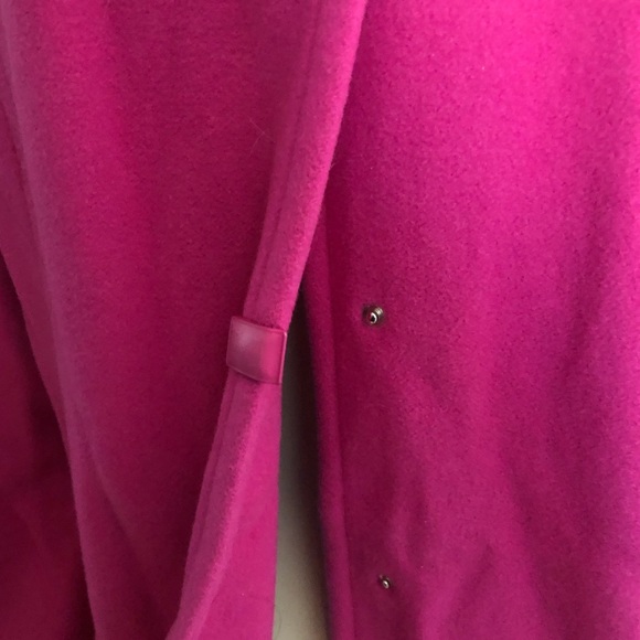 Rhapsodie de Weinberg woman’s 3/4 length coat in fuchsia - Picture 4 of 5